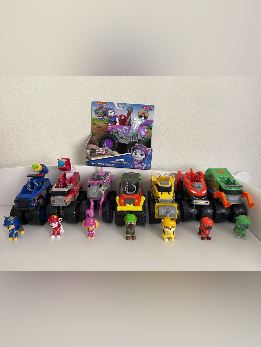 Paw Patrol Rescue Wheels Set Including Boomer and NEW Roxi